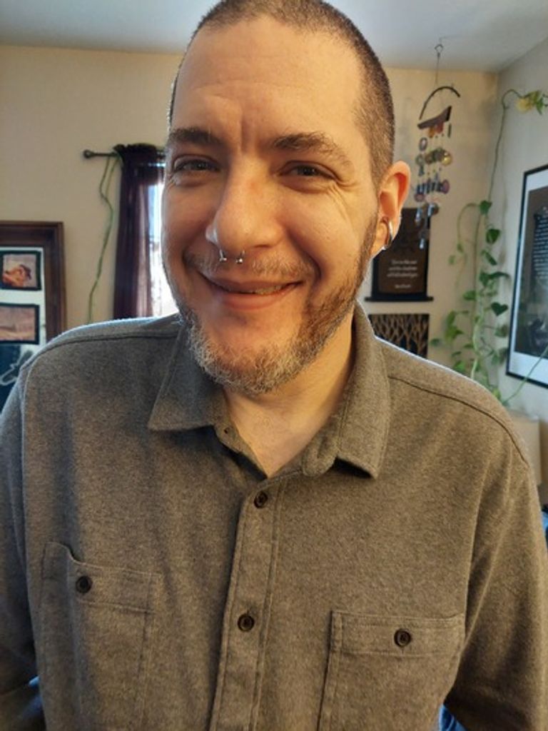 Christopher Noel Tiftickjian Profile Photo