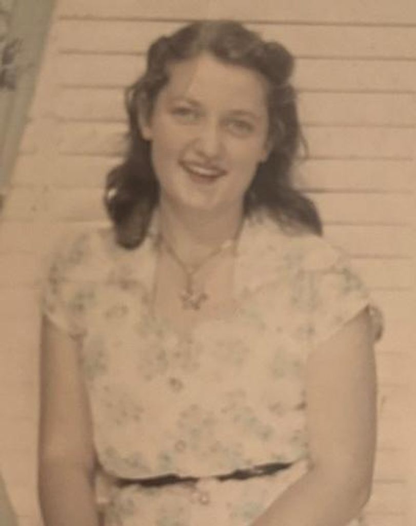 Julia Minnie Hall Profile Photo