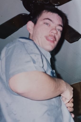 Rave Hardy Jones photo gallery thumbnail 38 of 92