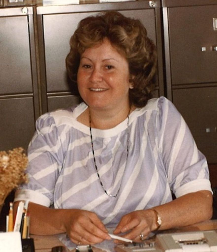 Betty Lou Phillips-Logue Profile Photo