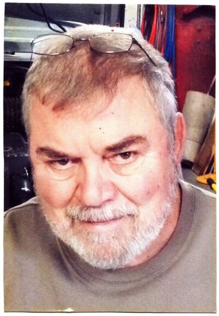 Carl Thomas Anderson Profile Photo