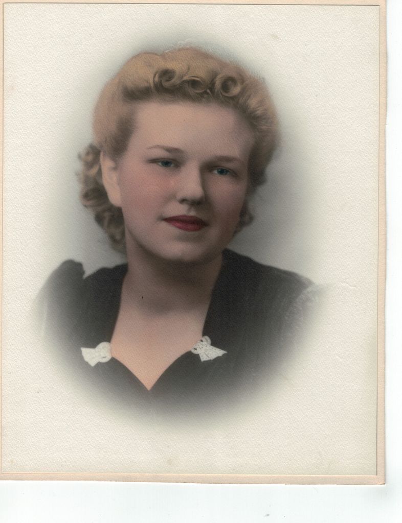 Lorraine Marie Brouillette Profile Photo