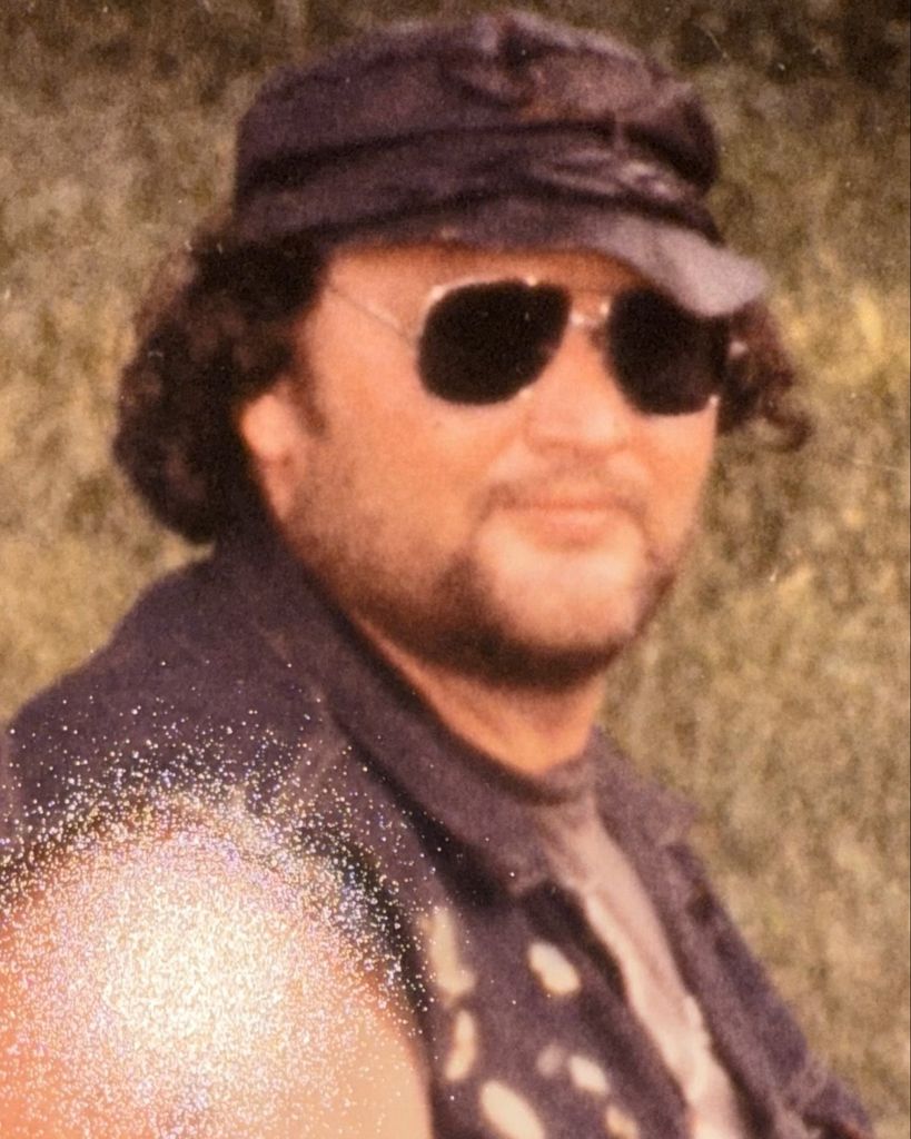 Clarence Michael "Mike" Vinzant