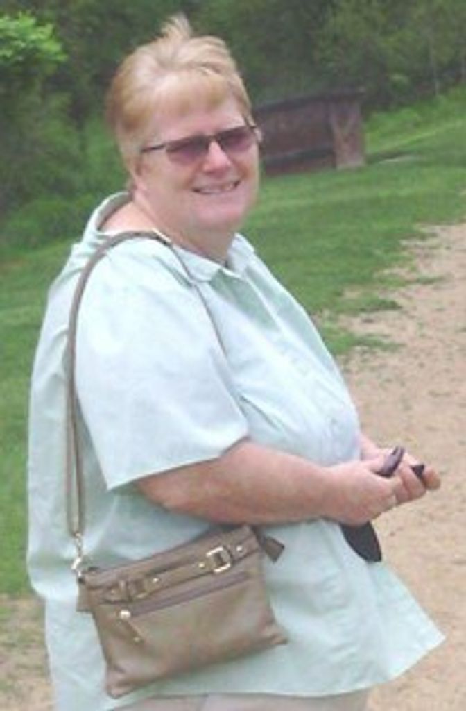 Mary Lee Hynes Profile Photo