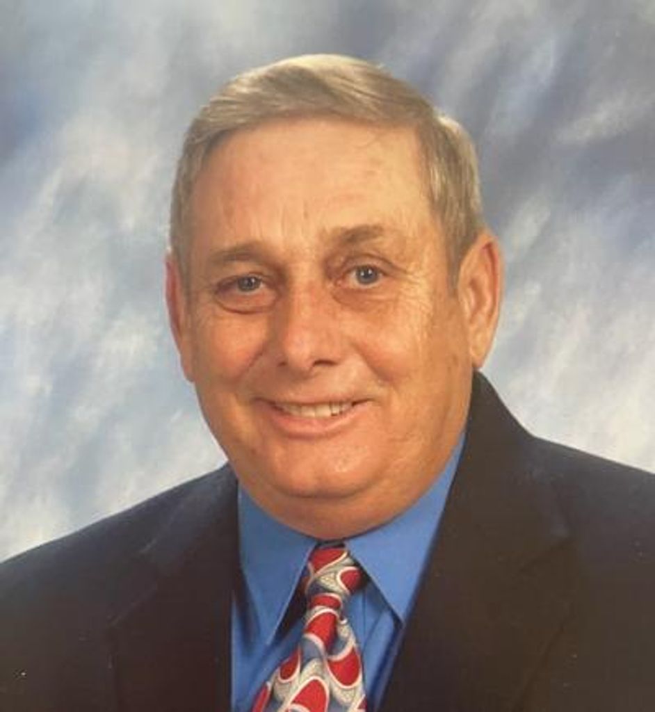 David M Hall Profile Photo