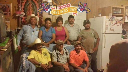 Armando Hinojosa photo gallery thumbnail 26 of 47