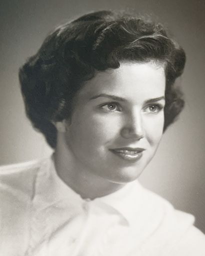Marian Lee Smith's obituary image