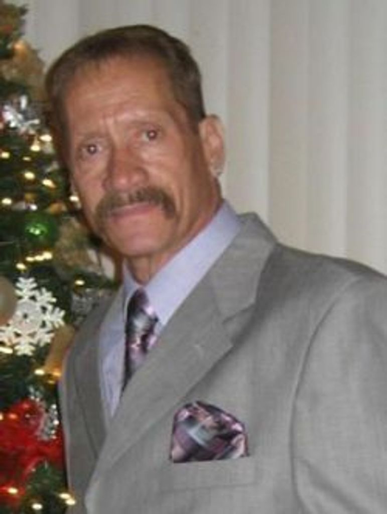 Carlos Diaz