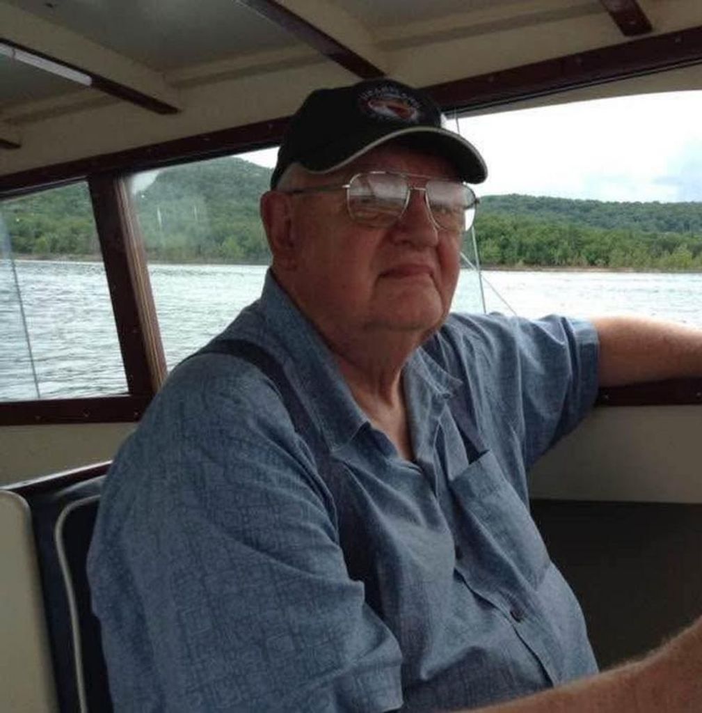 Paul Howland Morris Profile Photo