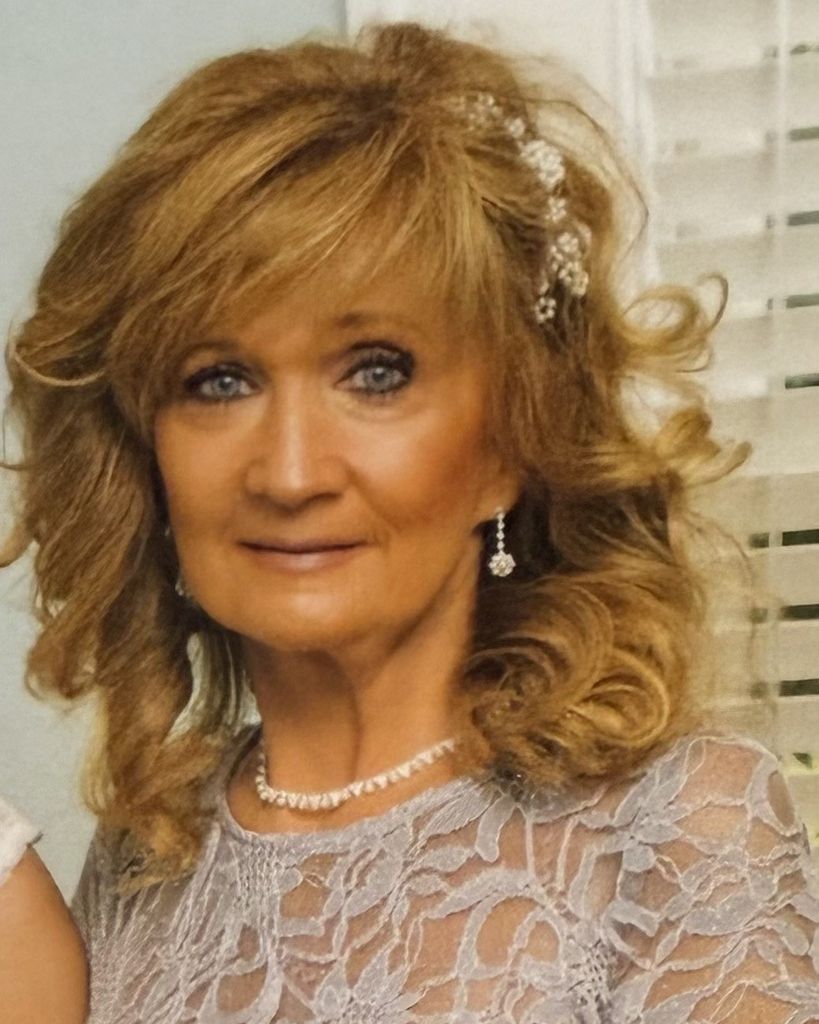 Lynda D Mobley