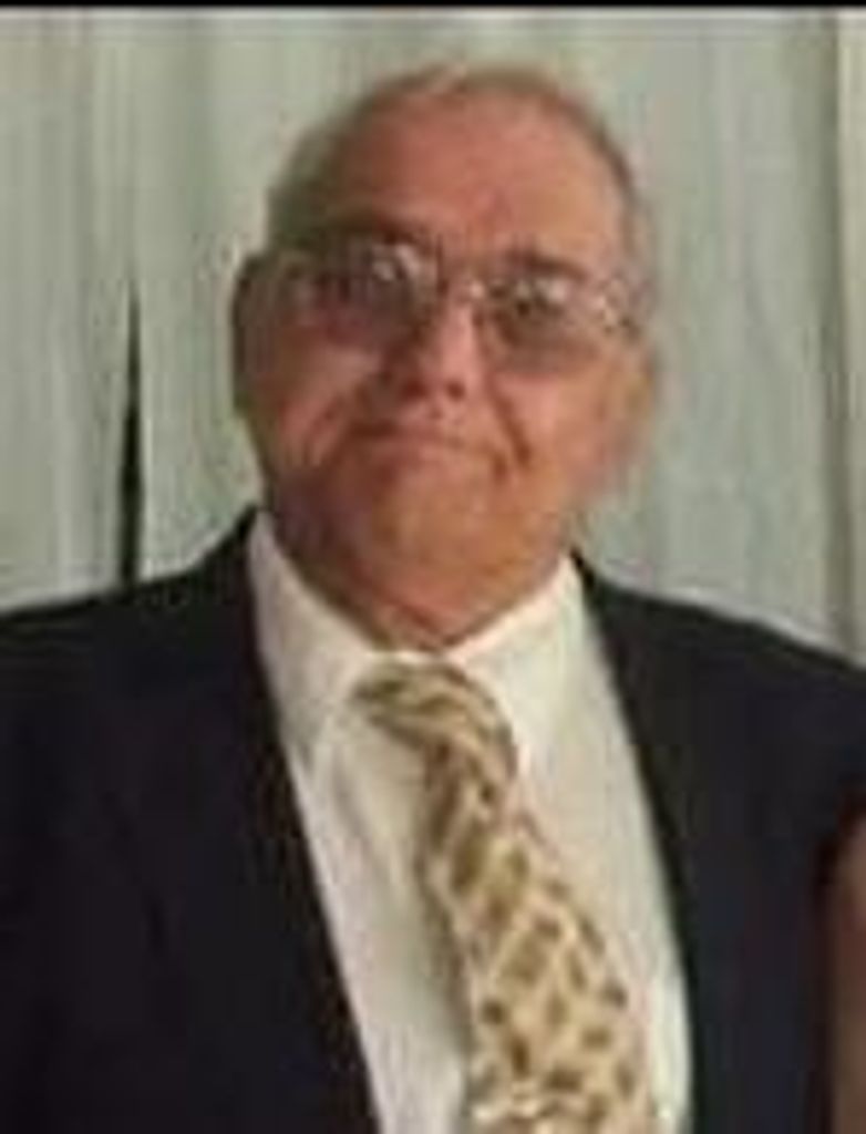 Louis "Louie" J Bilia