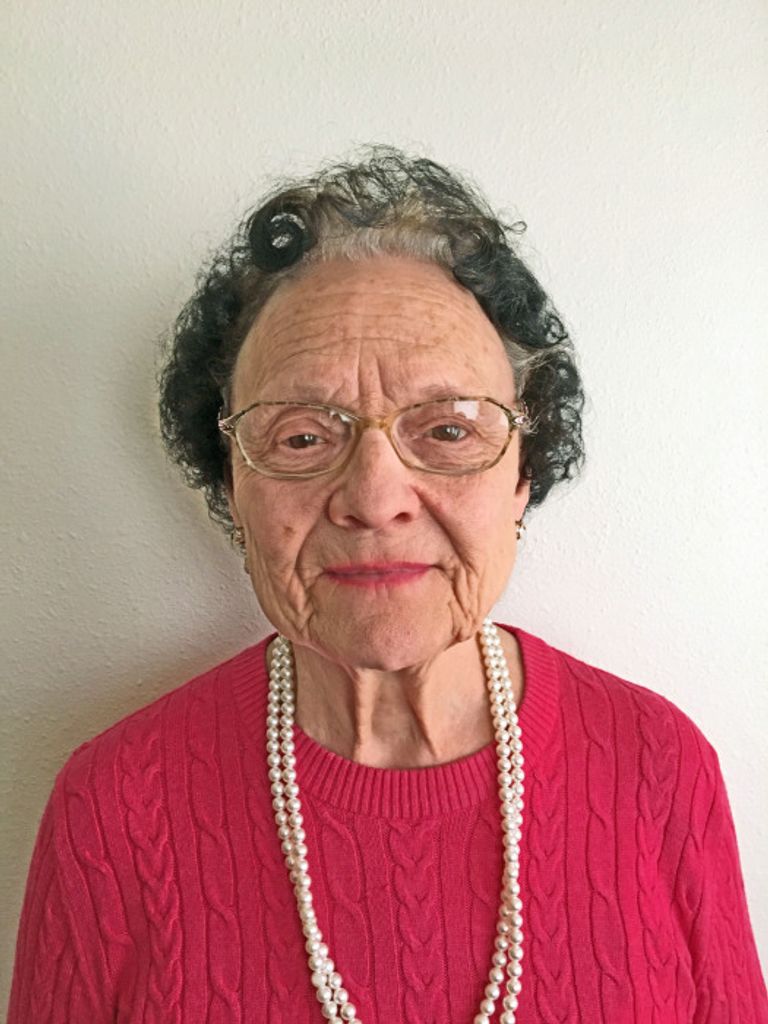 Caroline Mae (Plinske)  Schumacher