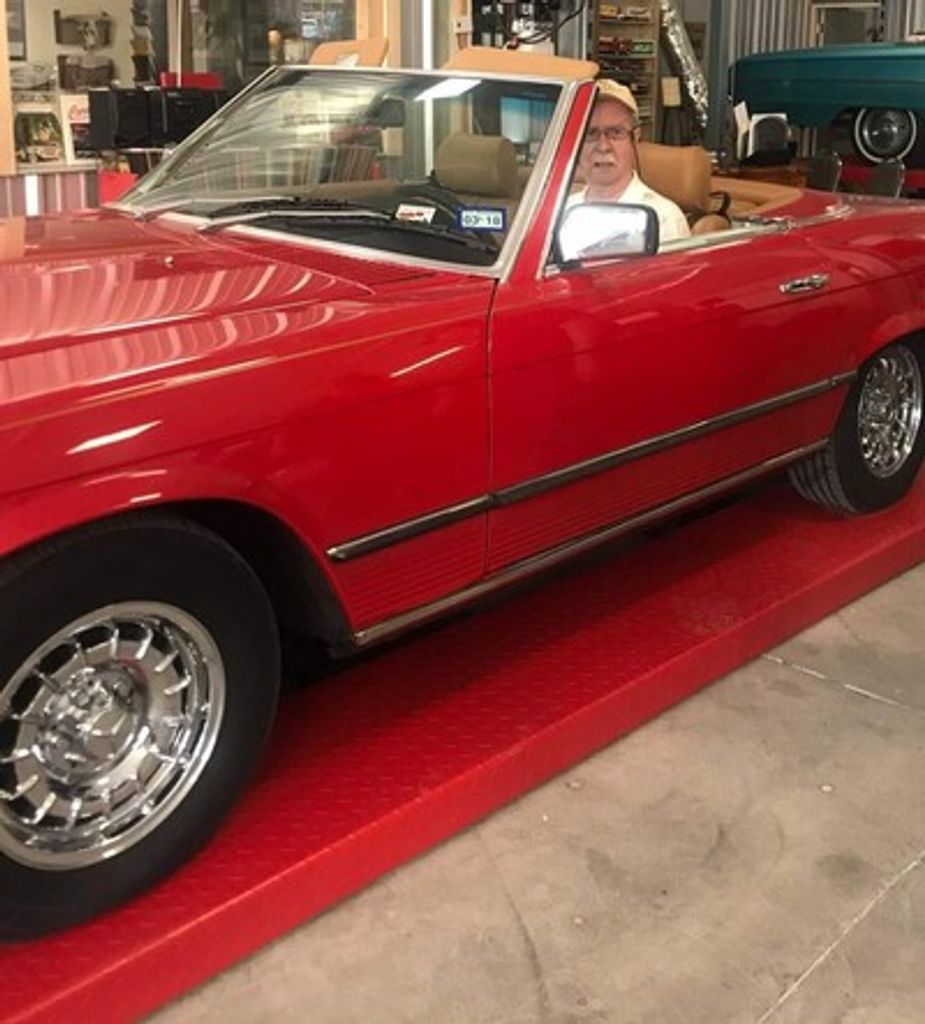 Jackie Lynn Hughes Profile Photo