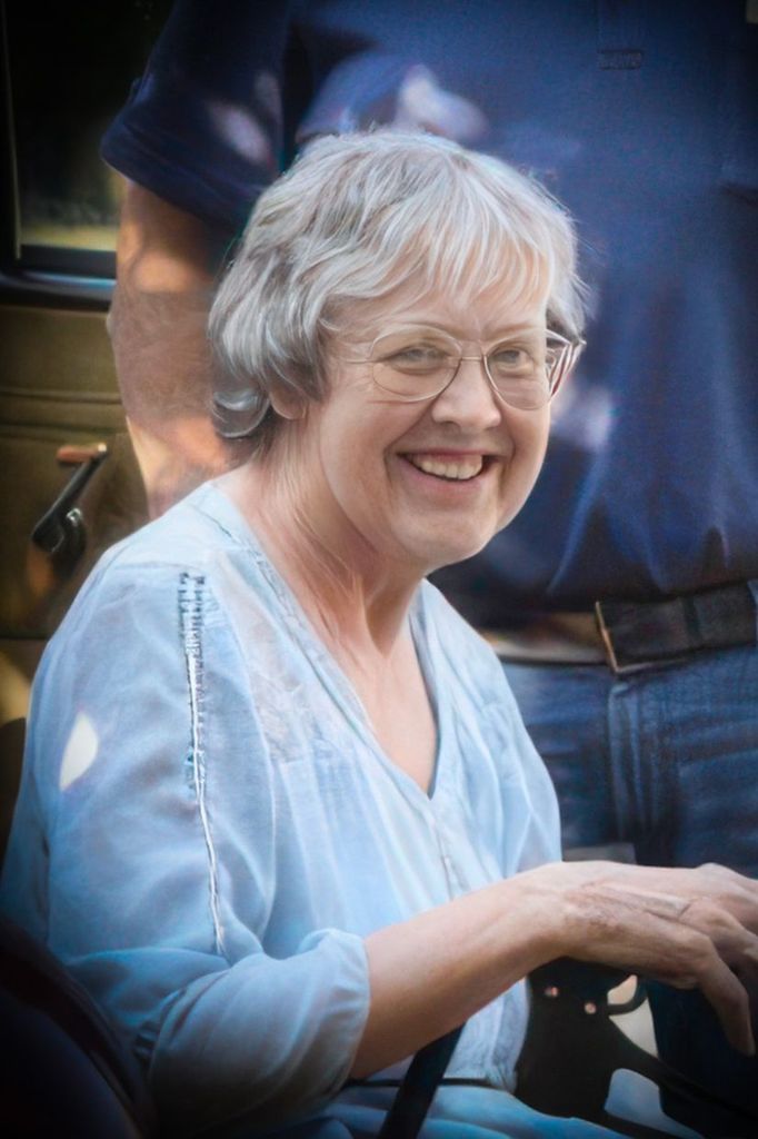 Gennette Leslie Tear Profile Photo