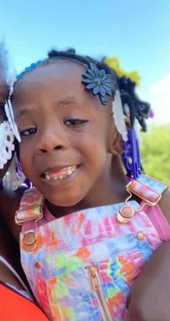 Blessings Mclaurin-Grey Profile Photo