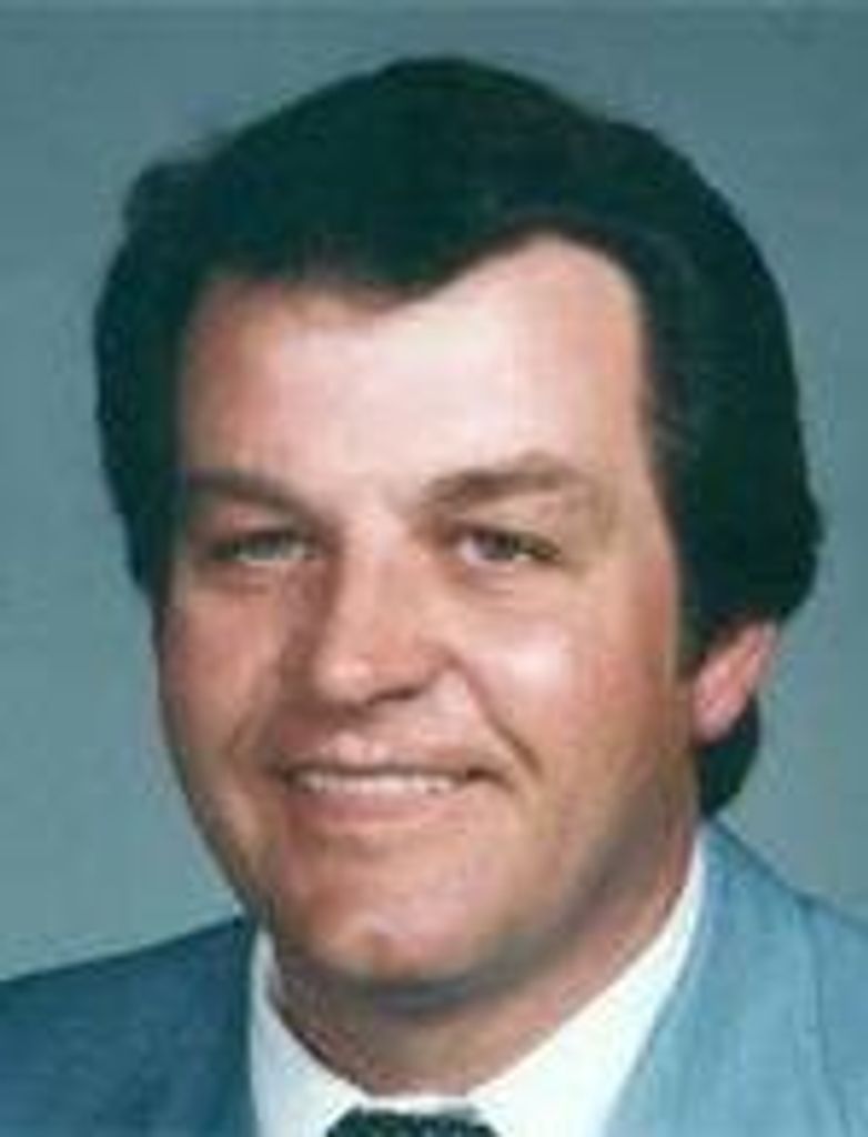 Billy Crouse Profile Photo