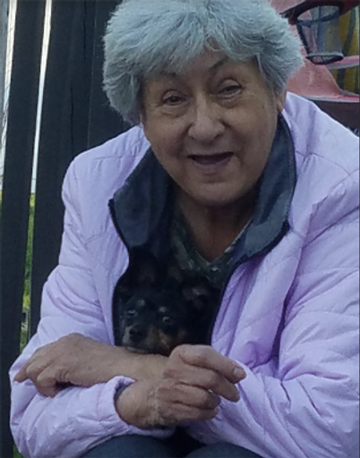 Harriet Alice Lindsey photo gallery thumbnail 1 of 13