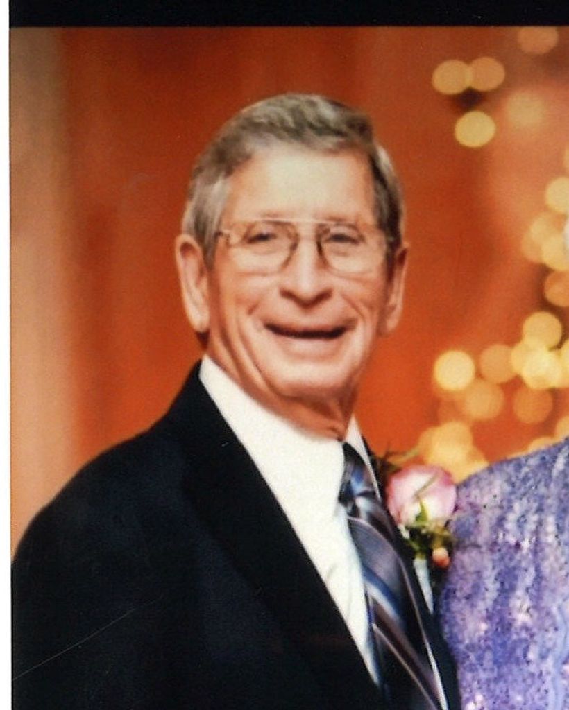 Ray Neil Howell Profile Photo