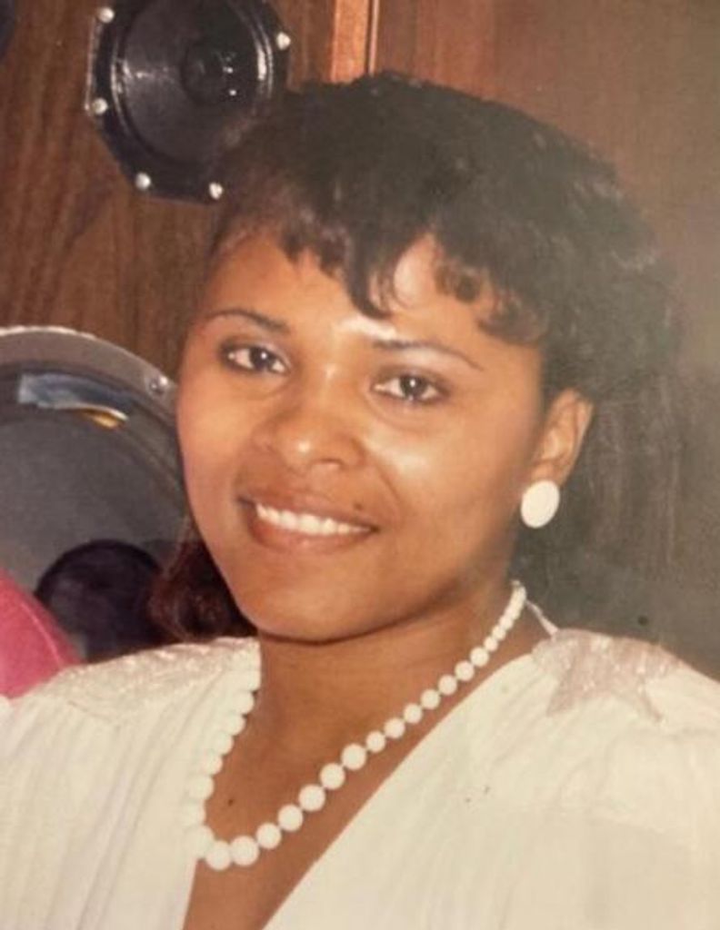 Diona Moore Profile Photo