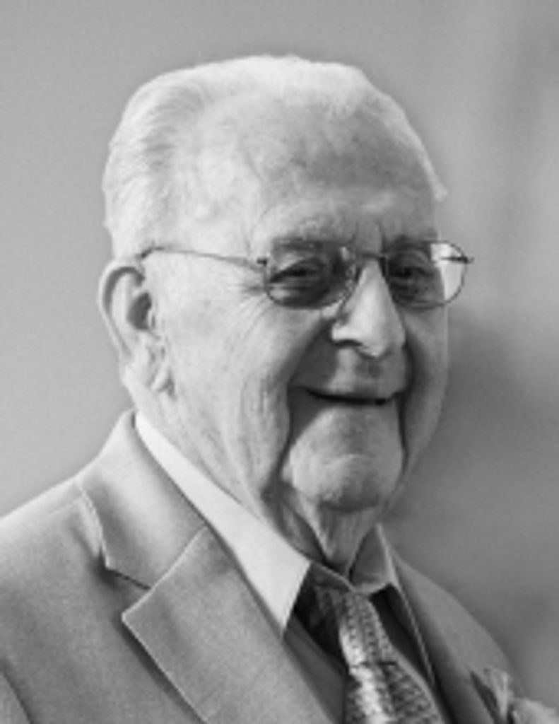 Stanley DeBlaey