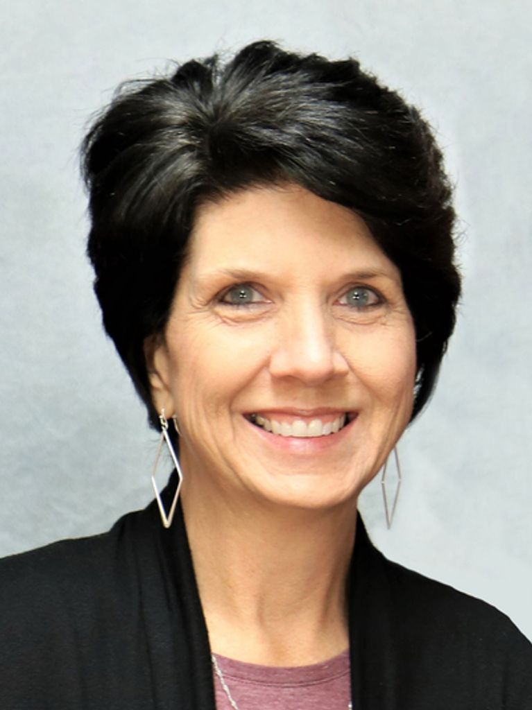 Cindy Carlson Profile Photo