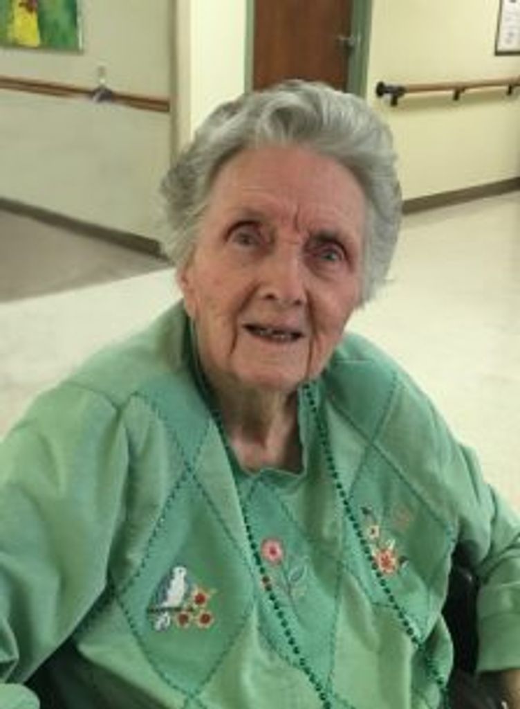 Lina Hale Ore Profile Photo