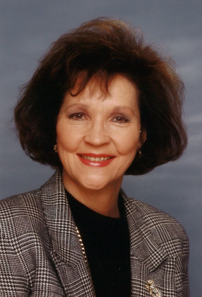 Renee' (Henderson)  Buzarde