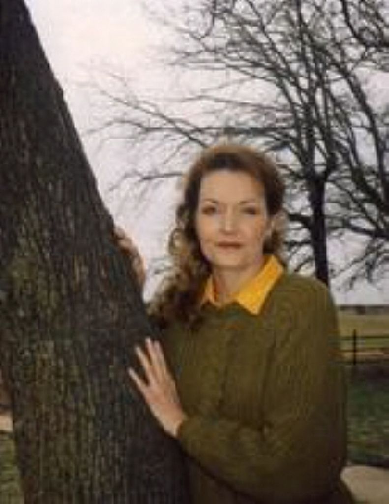 Donna E Renfro