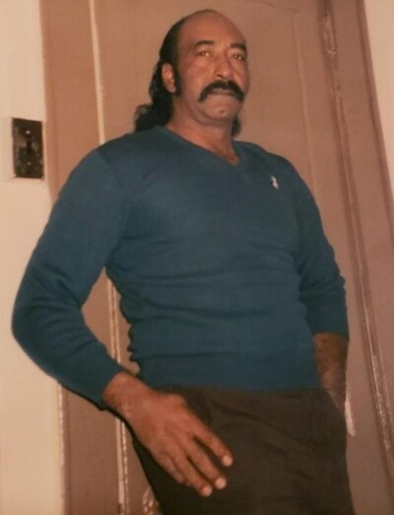 Alvurnish Holmes Profile Photo