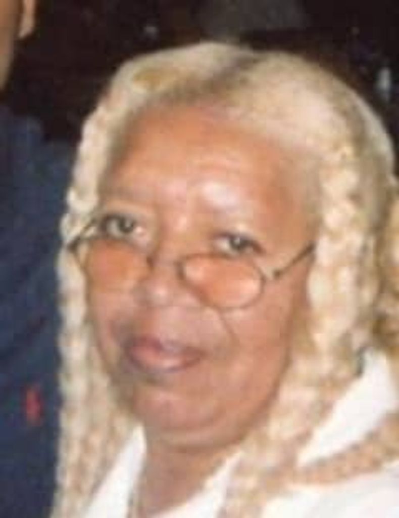 Rose  Akins