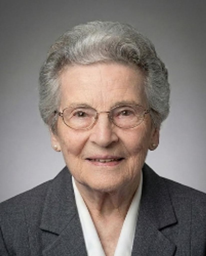 Eileen Flower Moffett Profile Photo