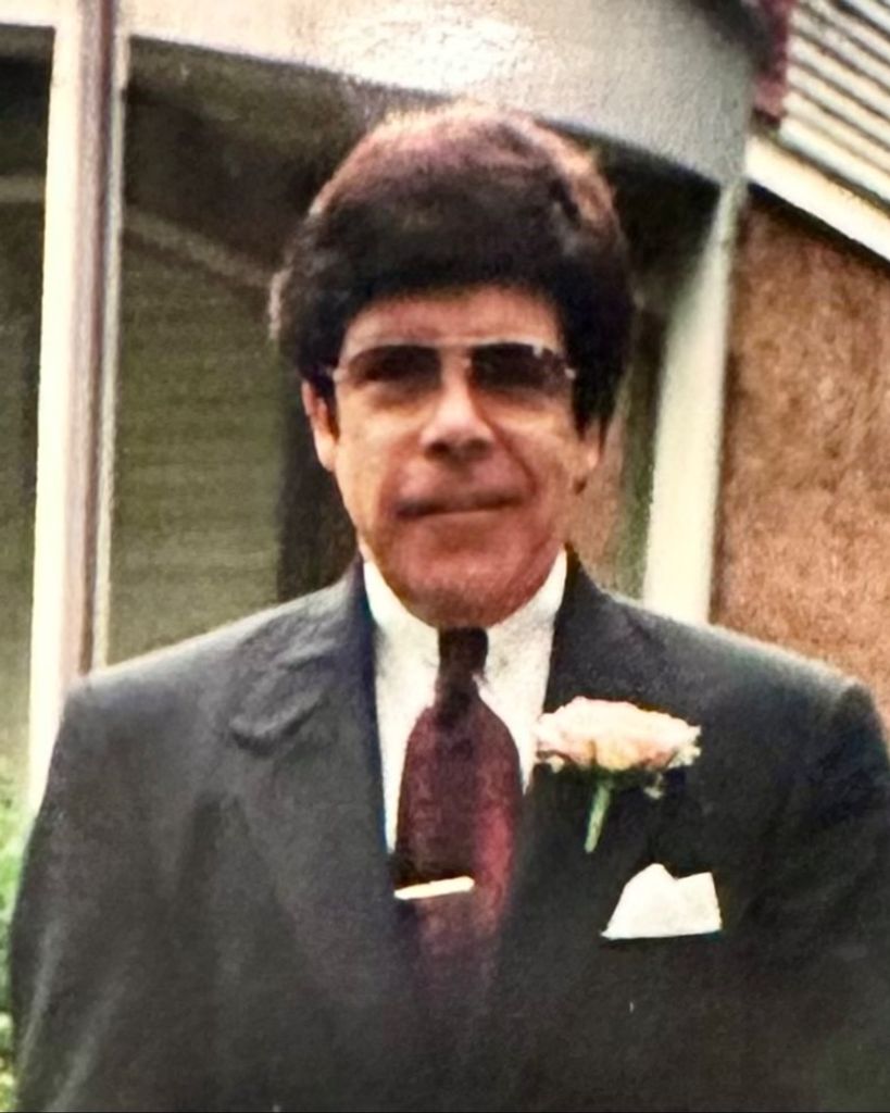 Carlos Jose Esteves Demelo, Jr Profile Photo