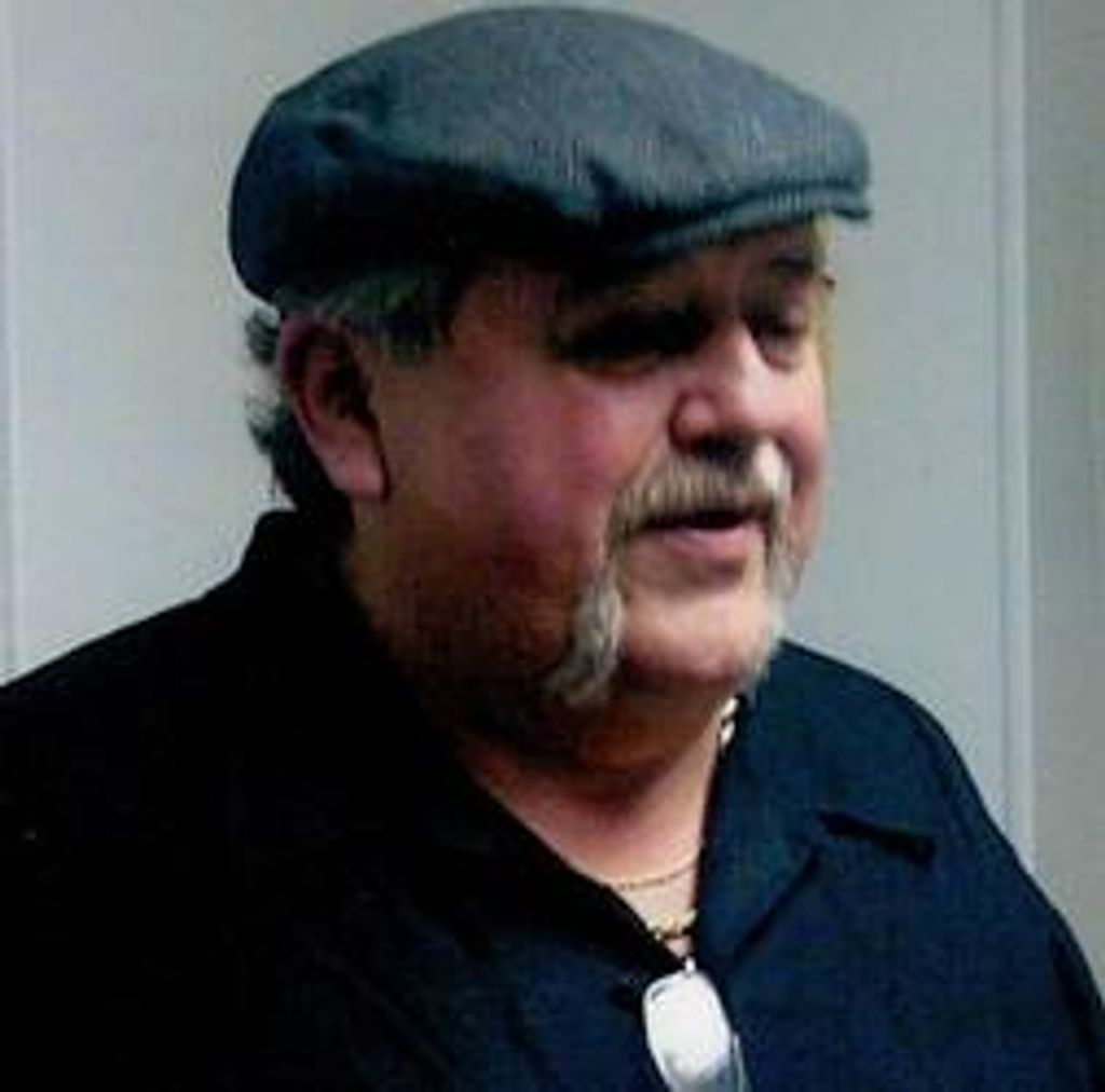 Andrew Castillo Profile Photo