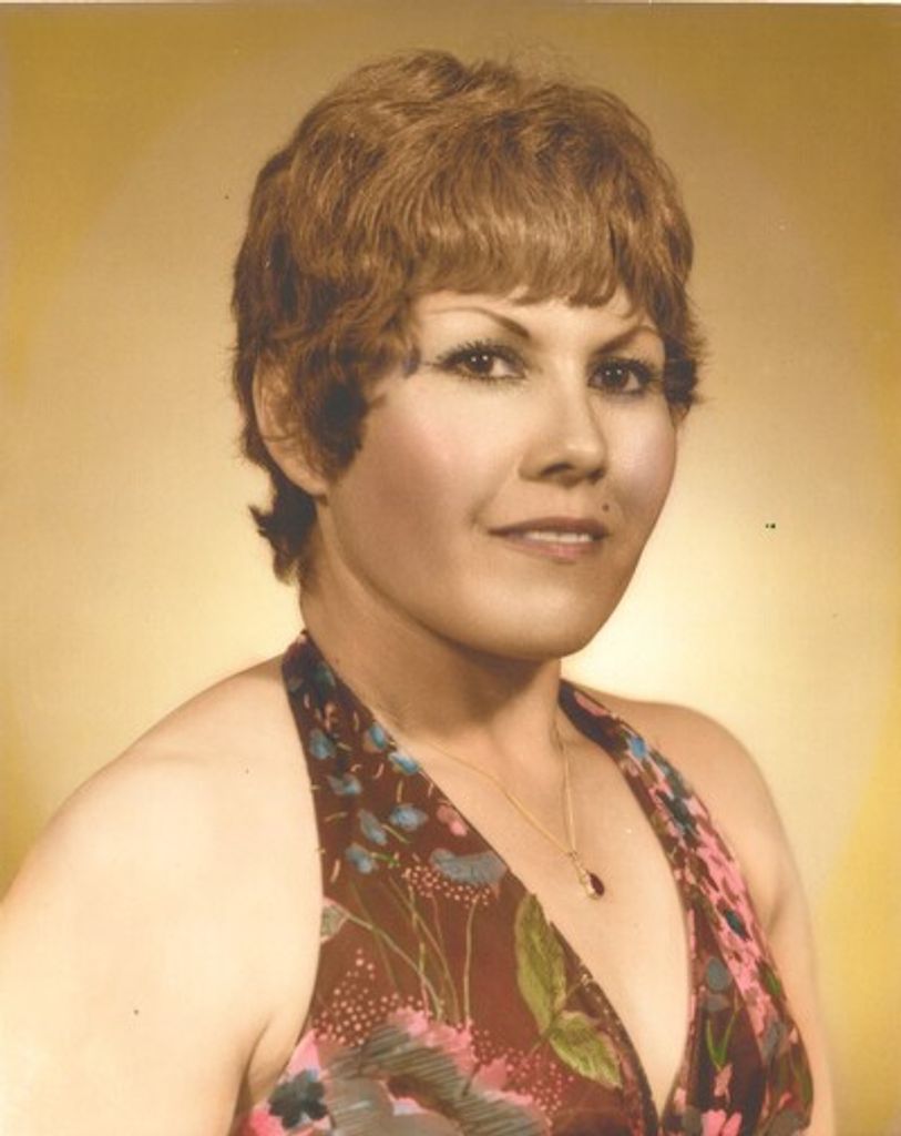 Trini Contreras Abril Profile Photo