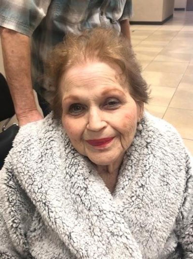 Stella Ruth Robeck Profile Photo