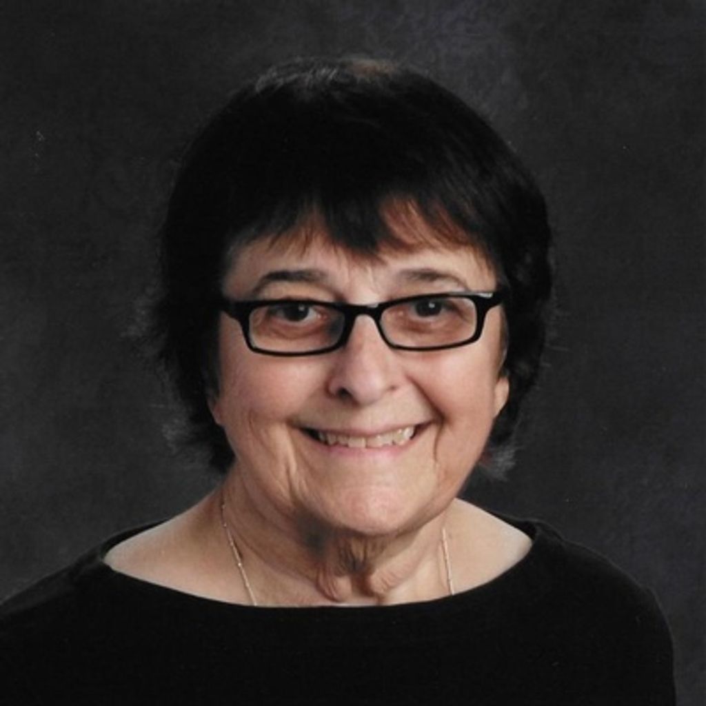 Suzanne J. Kahl Profile Photo