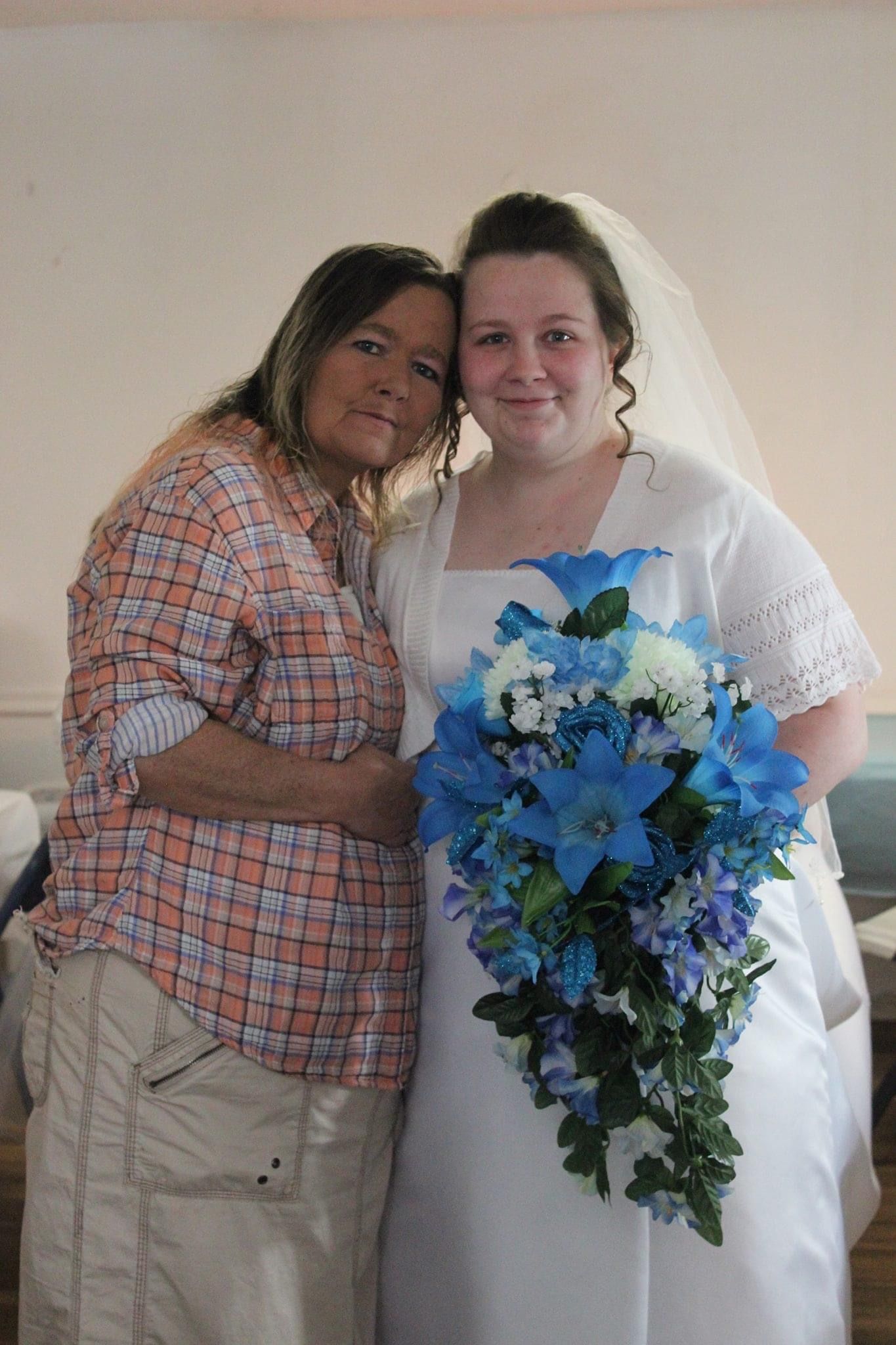 Thelma Gail Lawson photo gallery image 1 of 75
