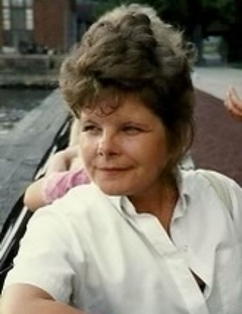 Ella Baszkiewicz Profile Photo