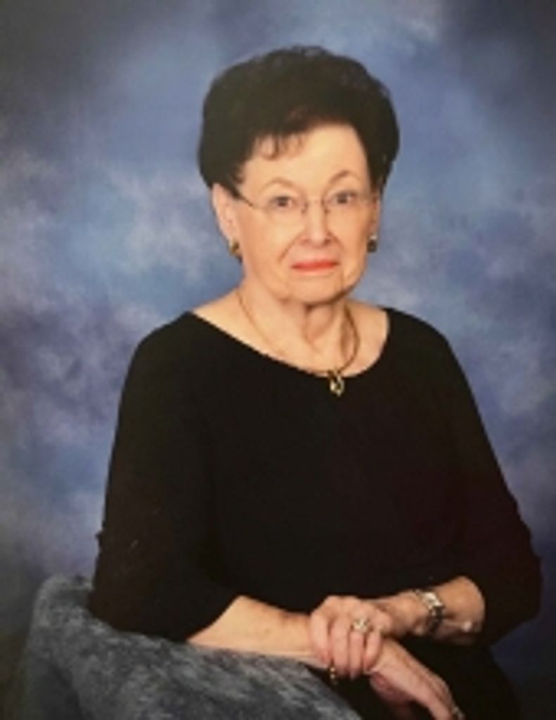Emma "Lou" Mcllwain
