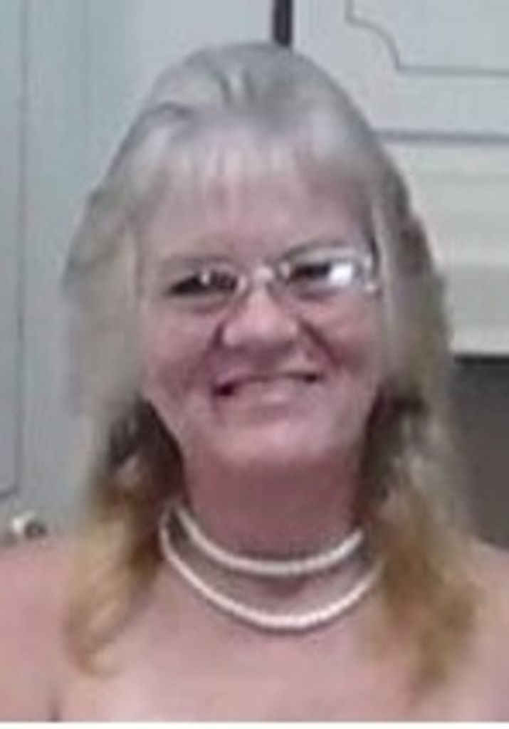 Debbie Placeres Profile Photo