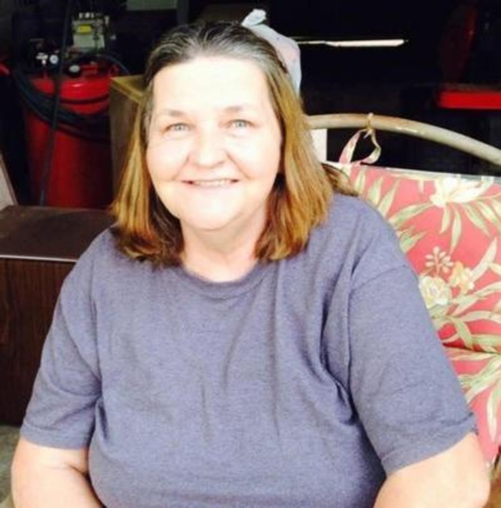 Terri Breazeale Carter Profile Photo