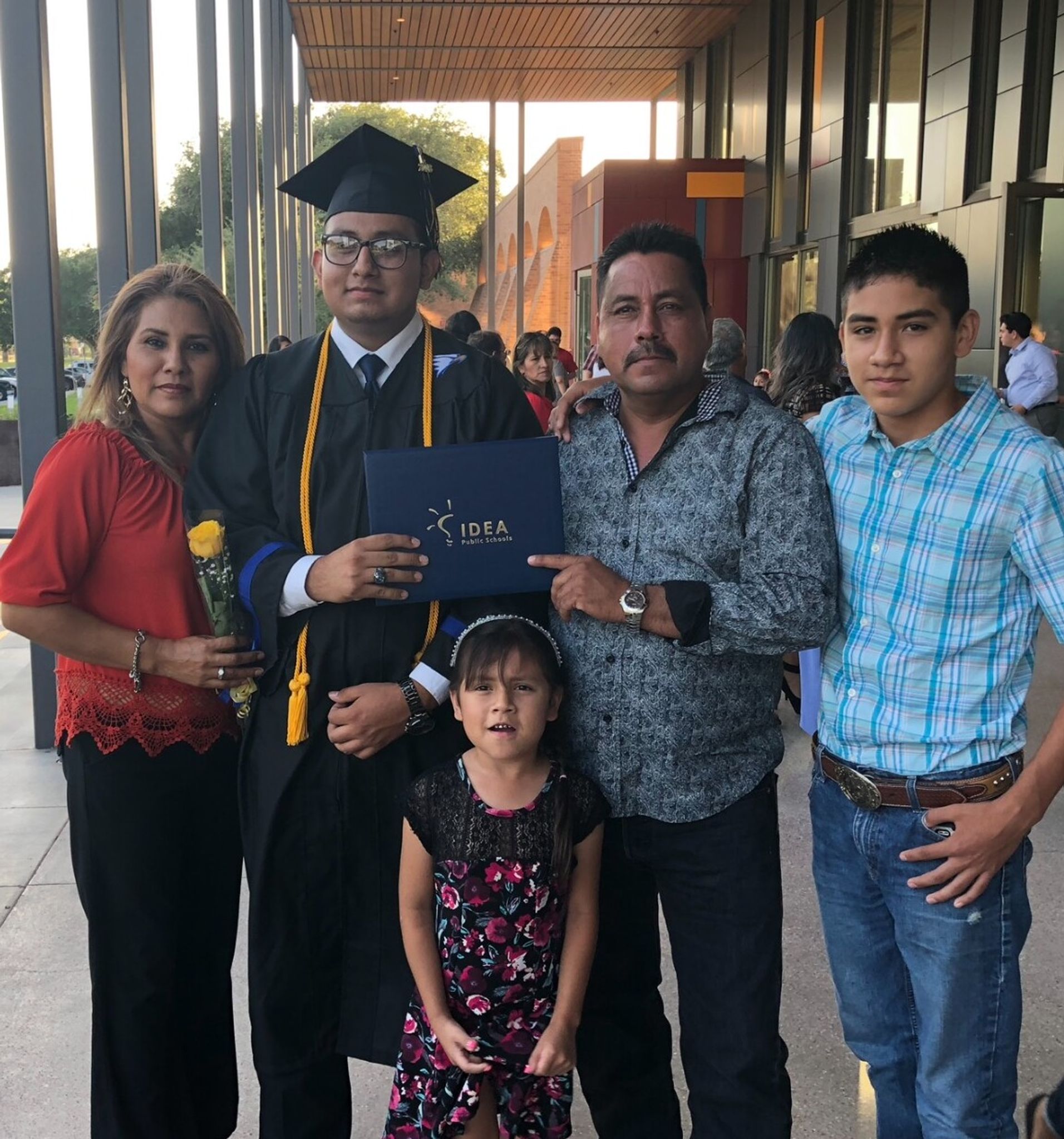 Enrique Martinez Ponce photo gallery image 16 of 16