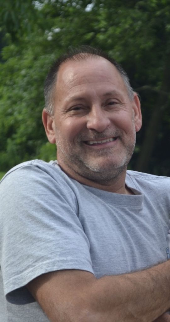 Jeffrey D Bennington