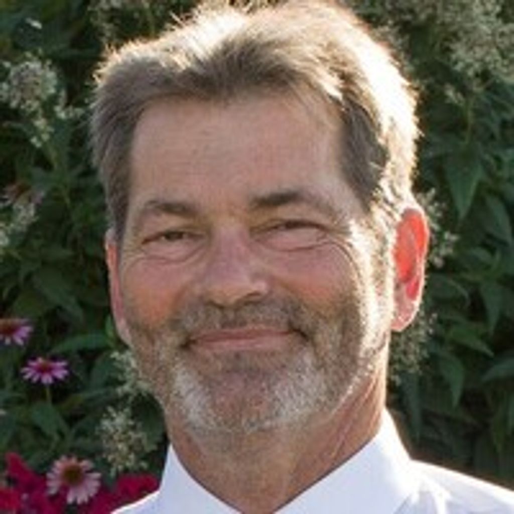 Larry Lowell Howell