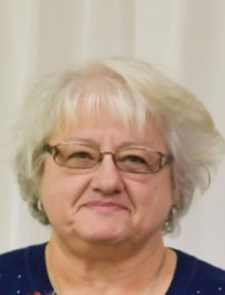 Helen Marie (Howell)  Carpenter