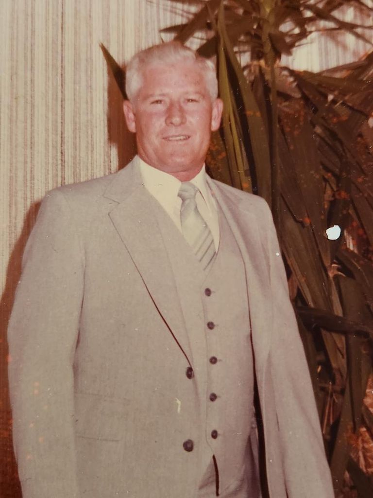 Ruben Enoch James Profile Photo