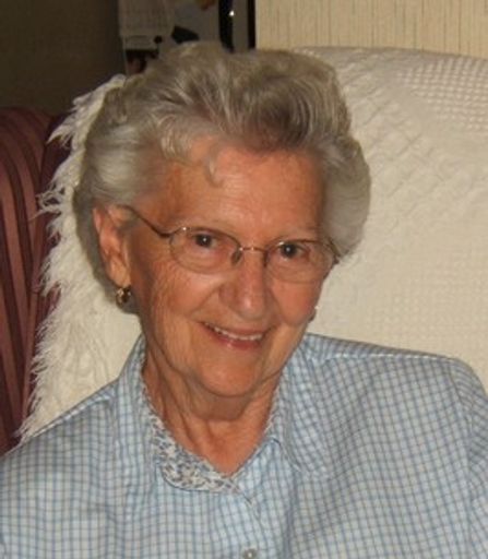 Esther  Eileen Illes Profile Photo