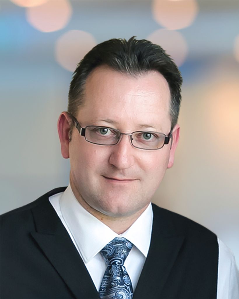Robert J. Uchacz