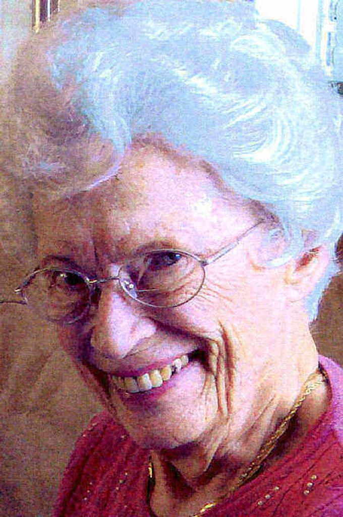 Violet Howser Profile Photo