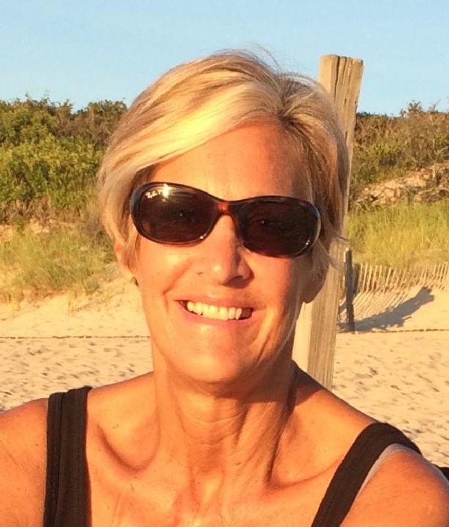 Frances  Anhut Profile Photo
